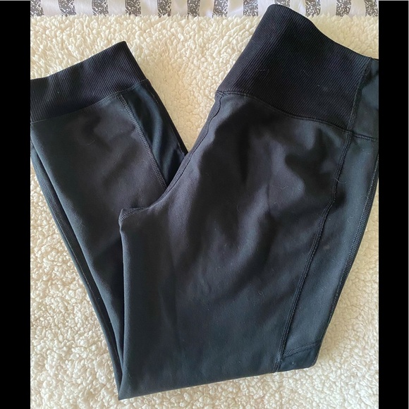 Nike women’s crop workout legging - Picture 1 of 4